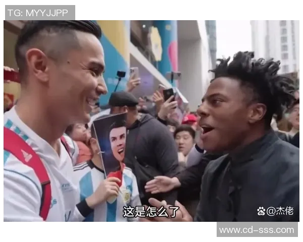 足球明星在社交平台发布广告引发热议，品牌合作新趋势显现